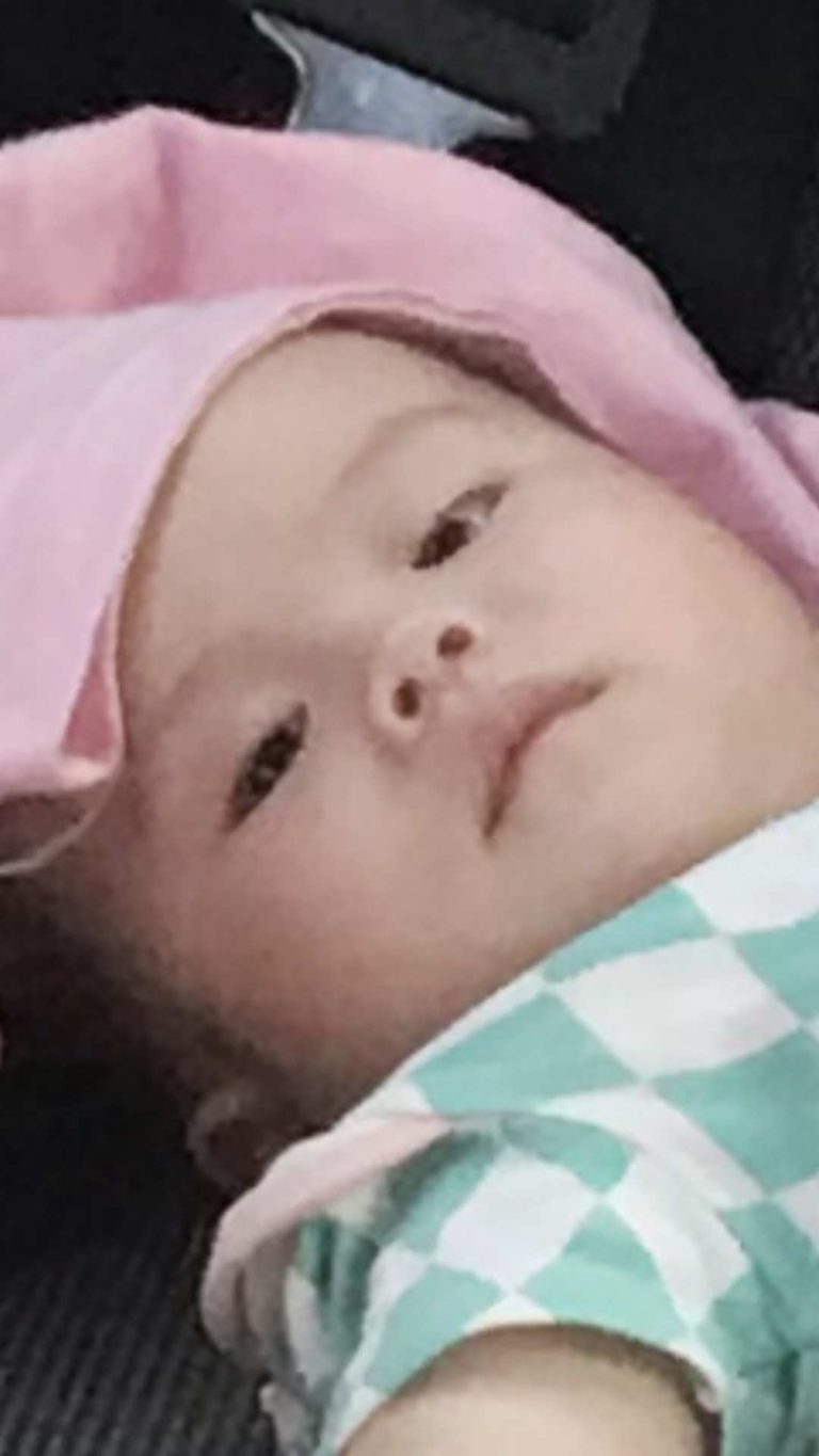 你的眼神每次都很嘲讽嘛。