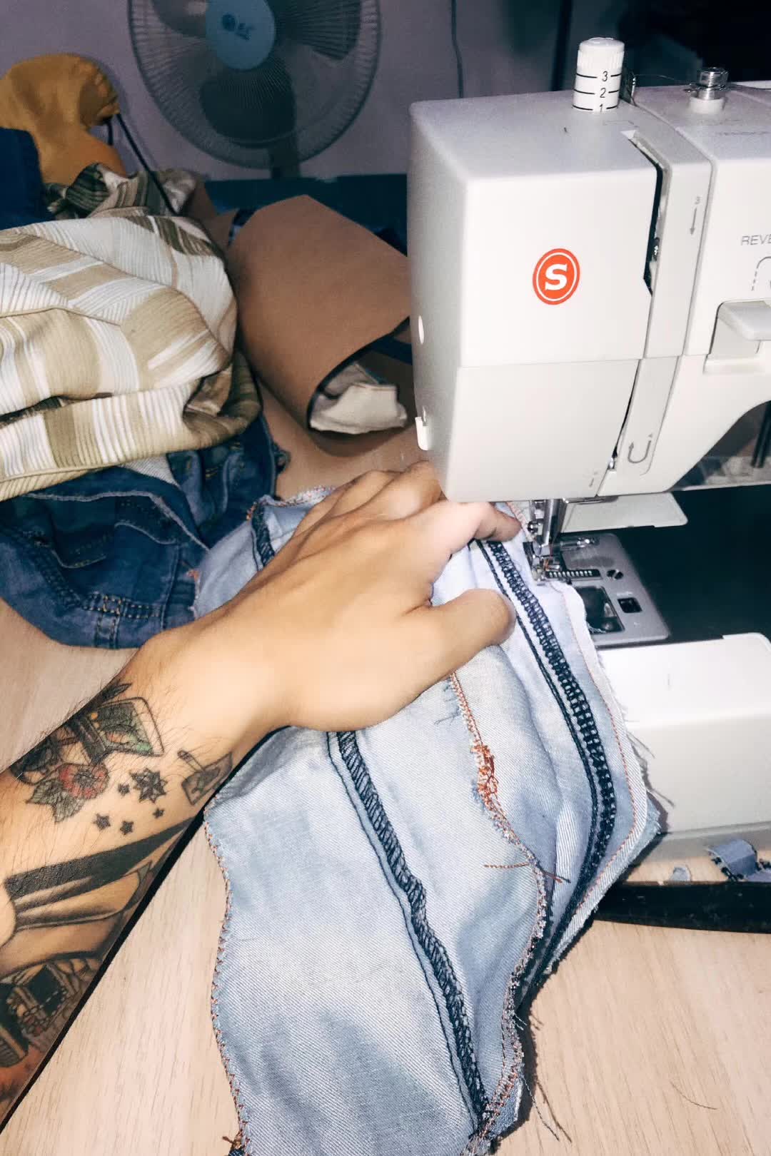 👖全都小了，今天比较闲给自己做了个腰包。