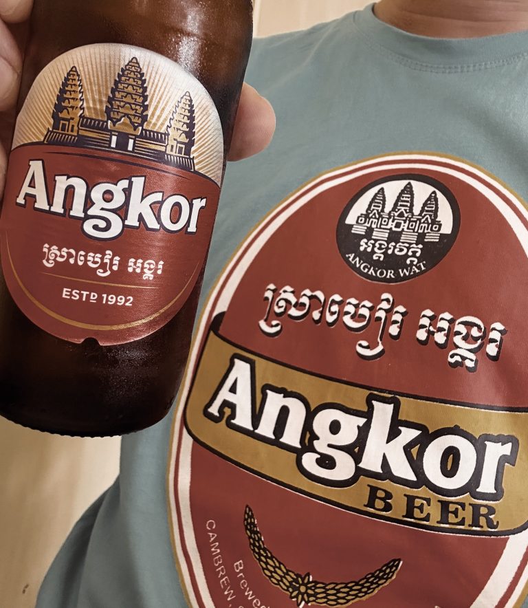 这是我给自己买的纪念品。