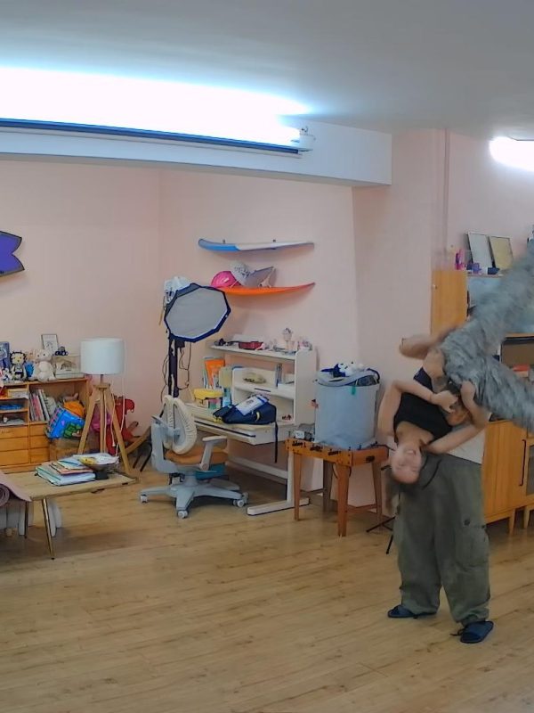 upside down偷袭成功。