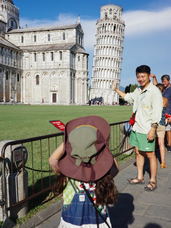 比萨随拍。小小摄影师