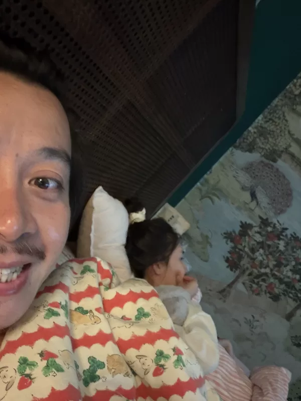 女儿不在  我们看僵尸世界大战